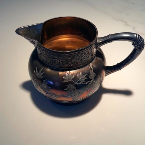 Antique James W Tufts Boston Quadruple Silver Plate Floral Engraved Creamer 1940 - Picture 10 of 15